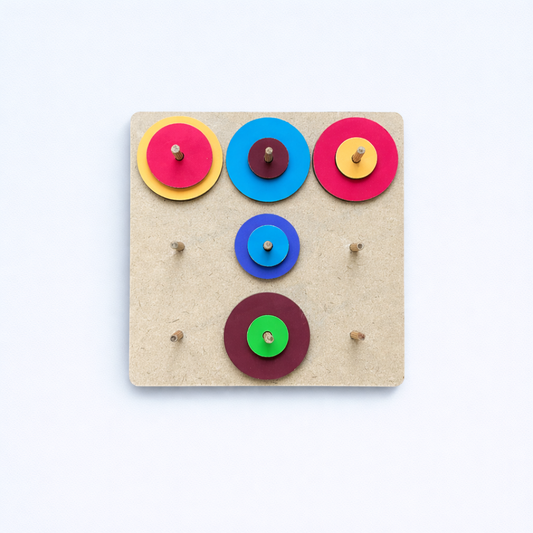 Circle Pattern Builder - Montessori Color Sorting and Stacking Puzzle