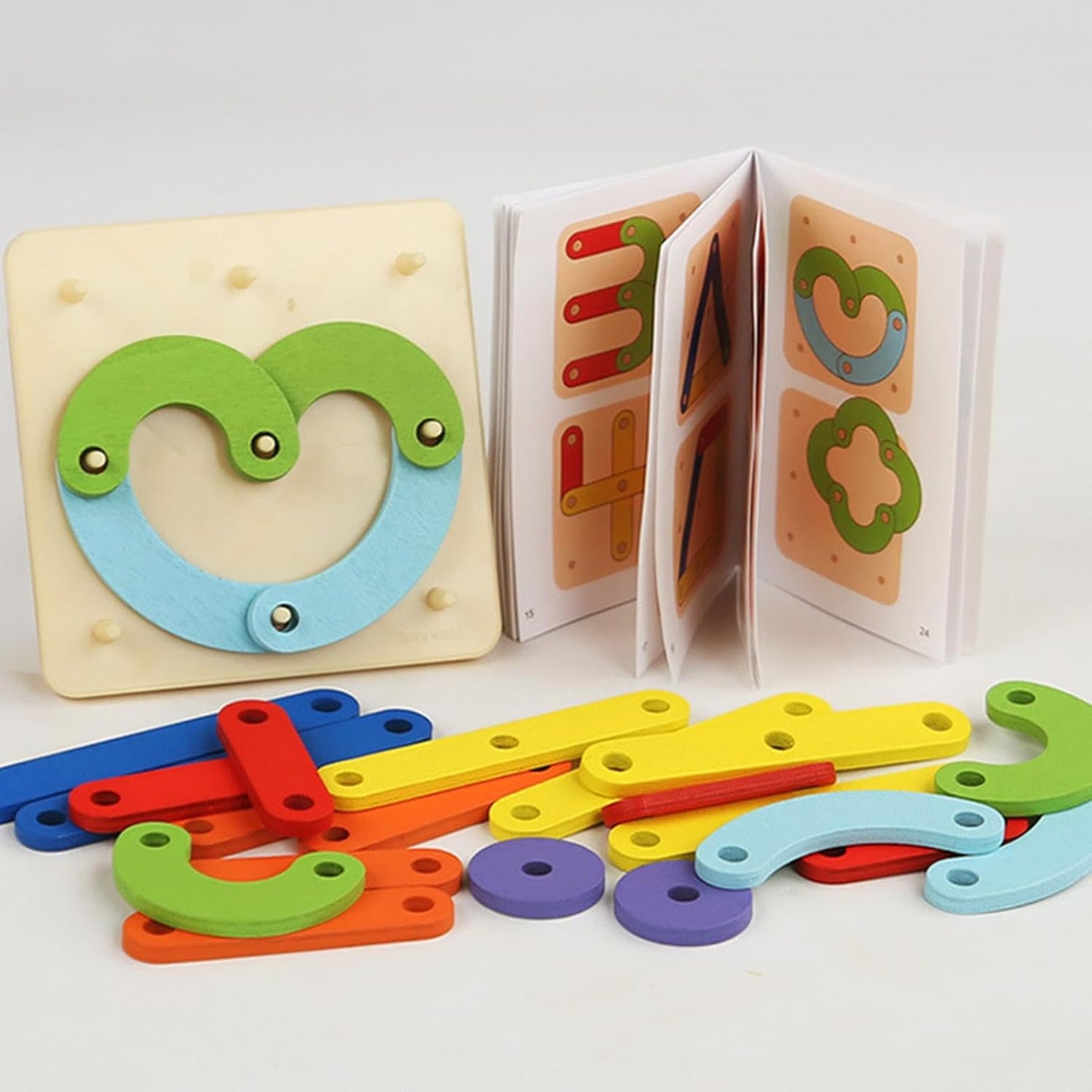 ShapeBuilder Wooden Pegboard Creativity Set Fundamental Learning